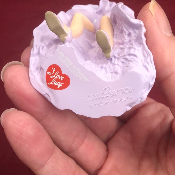 I Love Lucy Gets in Pictures Ornament - Picture 7 of 13